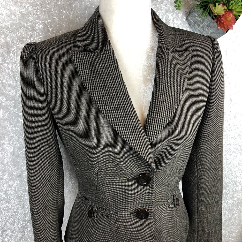 Tahari Arthur S. Levine Blazer | 4 - Picture 8 of 8